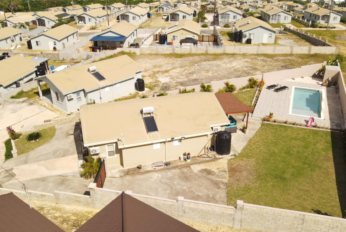 Eleventh image of 142 Camelot Village in Discovery Bay, St. Ann, Jamaica - property is For Sale