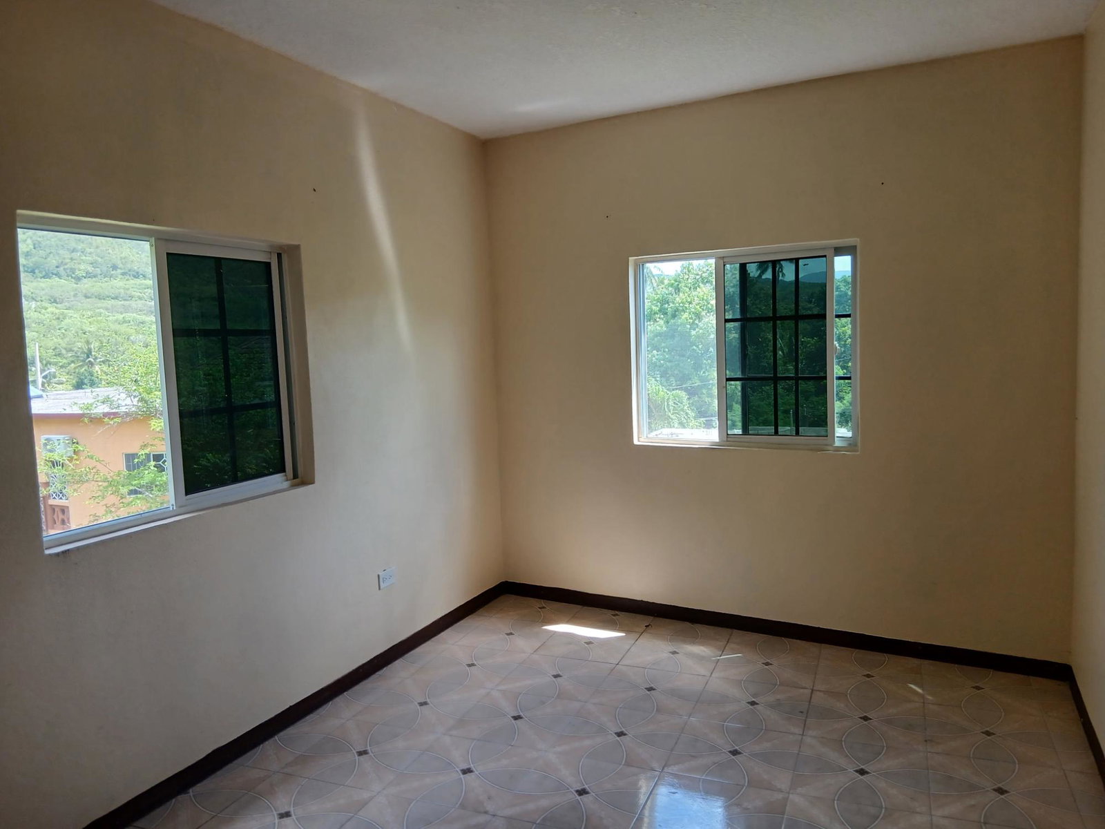 Sixth image of Apt a- Waterloo in Spanish Town, St. Catherine, Jamaica - property is For Rent