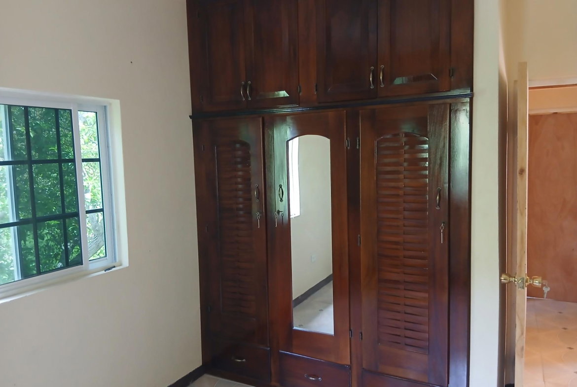 Seventh image of Apt a- Waterloo in Spanish Town, St. Catherine, Jamaica - property is For Rent