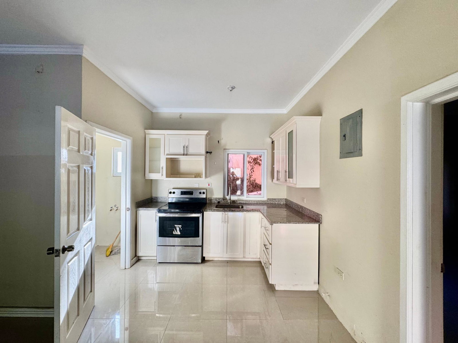 Thirteenth image of B6-8 Forest Way in Kingston 19, St. Andrew, Jamaica - property is For Rent