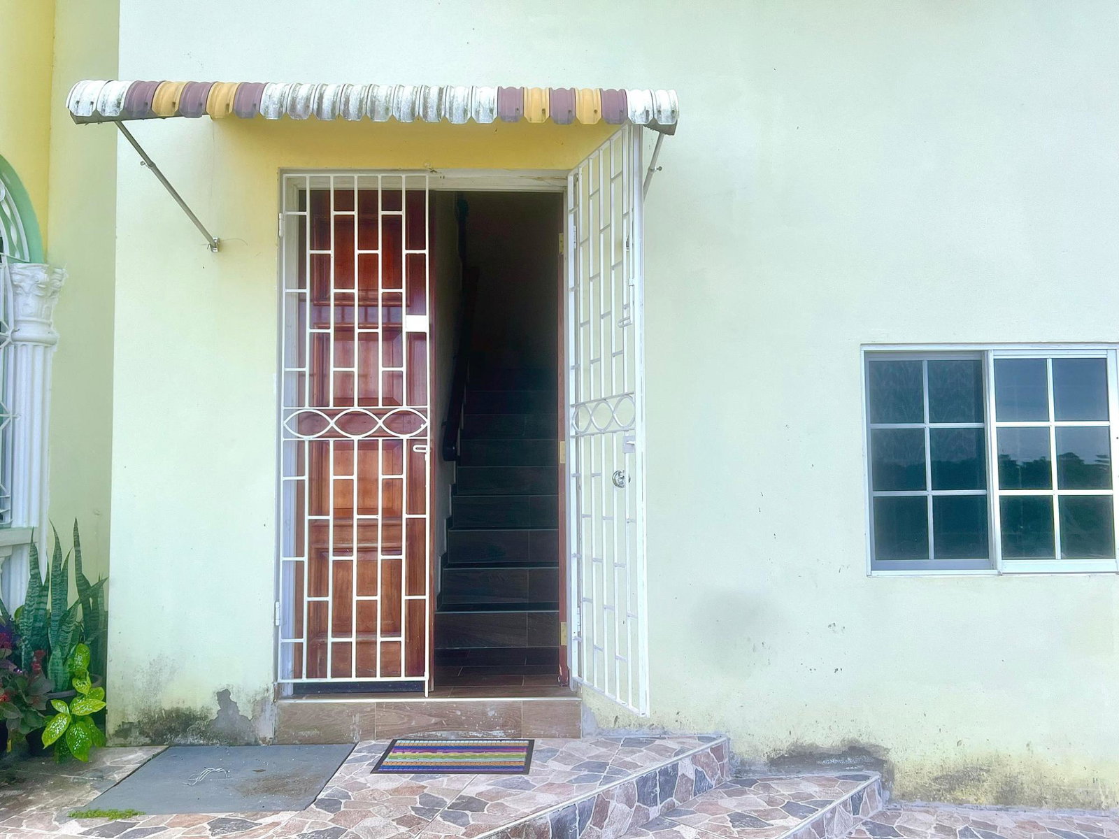 2-Bed-2-Bath-Apartment-for-Rent-in-Great-Pond-Ocho-Rios-St.-Ann Second image of 16- Great Pond in Great Pond, St. Ann, Jamaica - property is For Rent