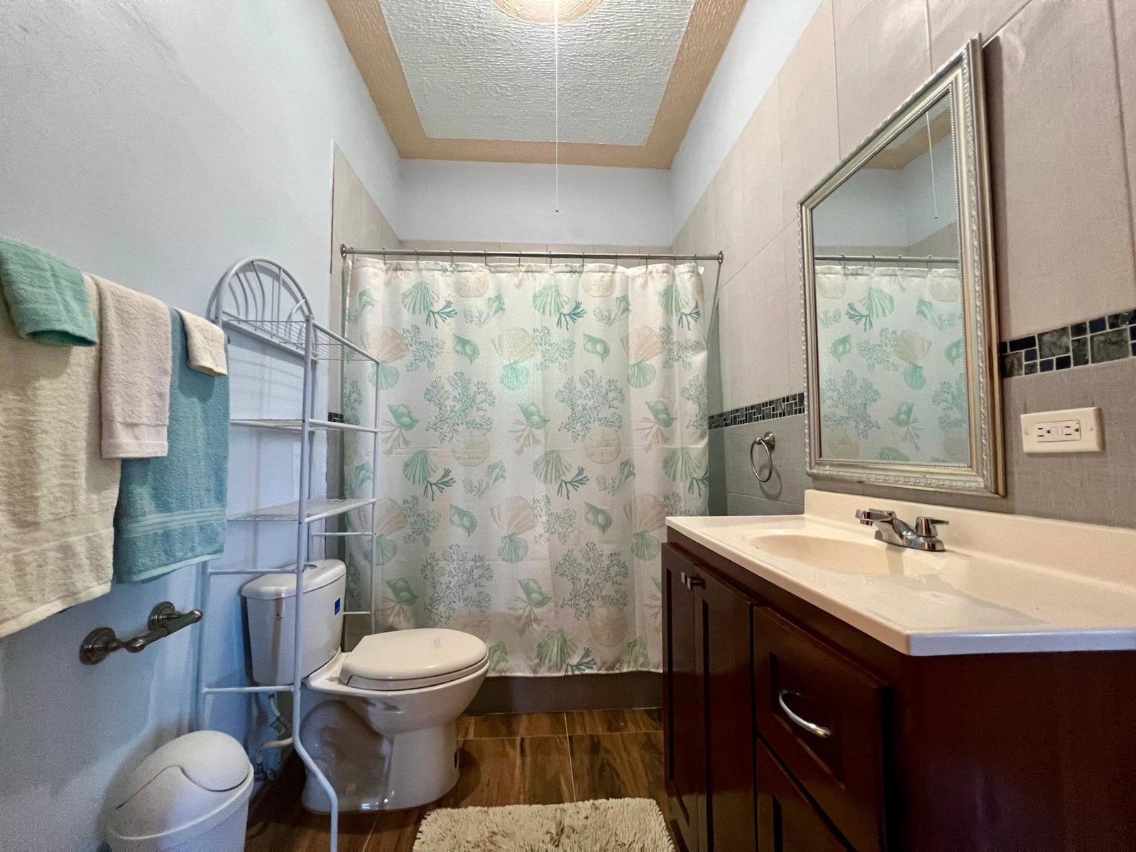 2-Bed-2-Bath-Apartment-for-Rent-in-Great-Pond-Ocho-Rios-St.-Ann Thirteenth image of 16- Great Pond in Great Pond, St. Ann, Jamaica - property is For Rent