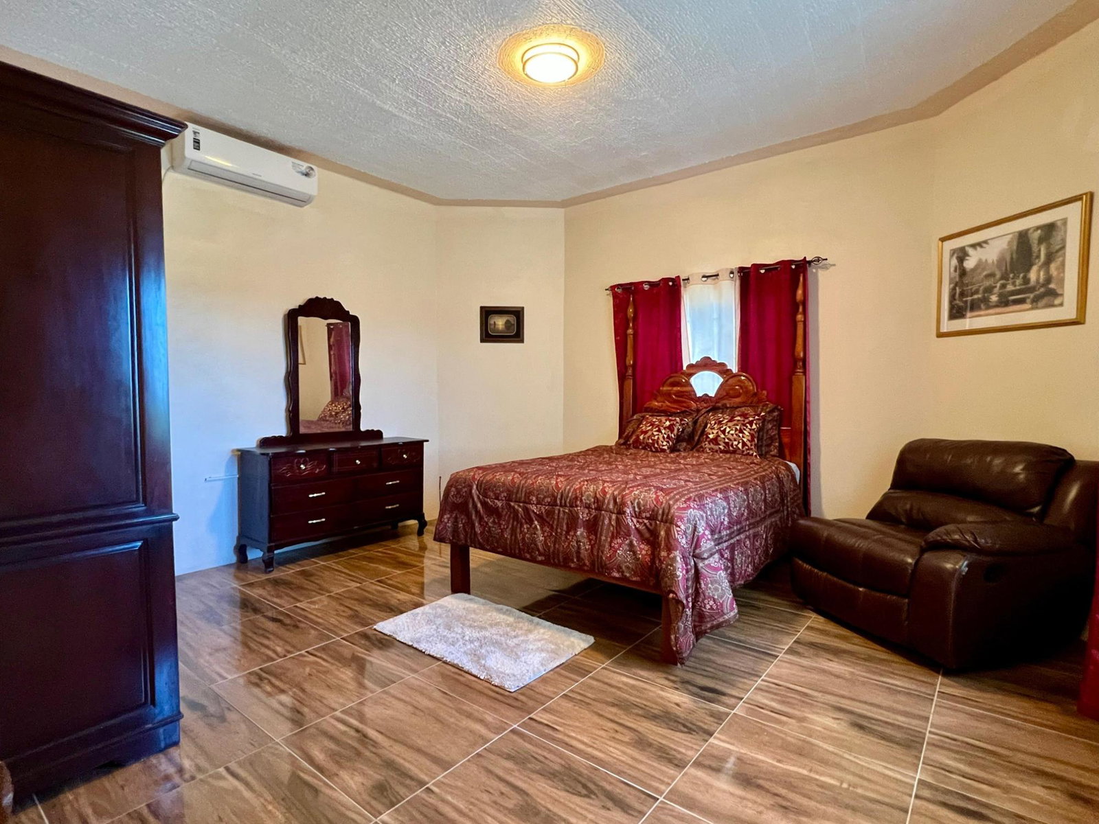 2-Bed-2-Bath-Apartment-for-Rent-in-Great-Pond-Ocho-Rios-St.-Ann Fifteenth image of 16- Great Pond in Great Pond, St. Ann, Jamaica - property is For Rent