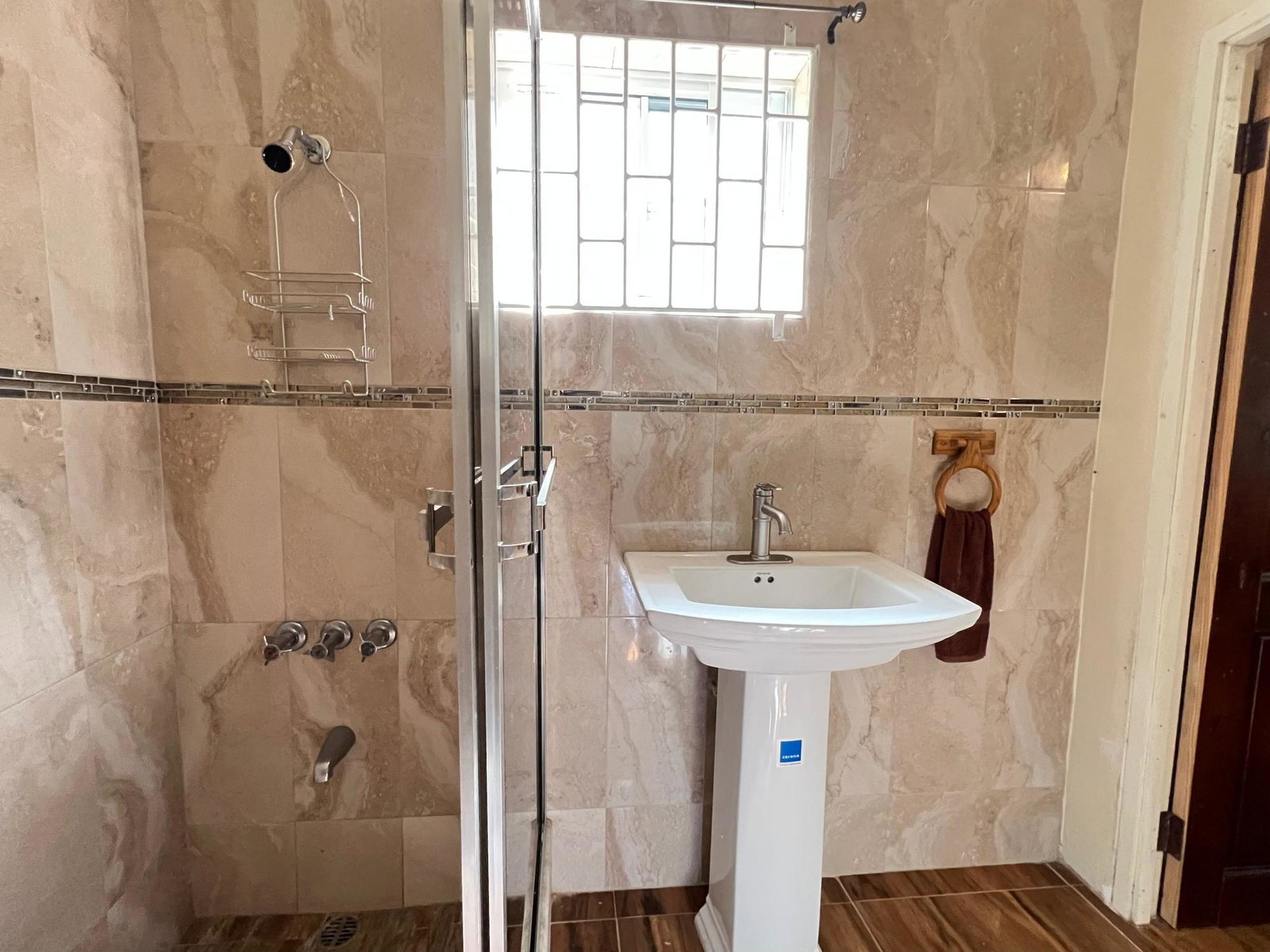 2-Bed-2-Bath-Apartment-for-Rent-in-Great-Pond-Ocho-Rios-St.-Ann Twenty-Second image of 16- Great Pond in Great Pond, St. Ann, Jamaica - property is For Rent