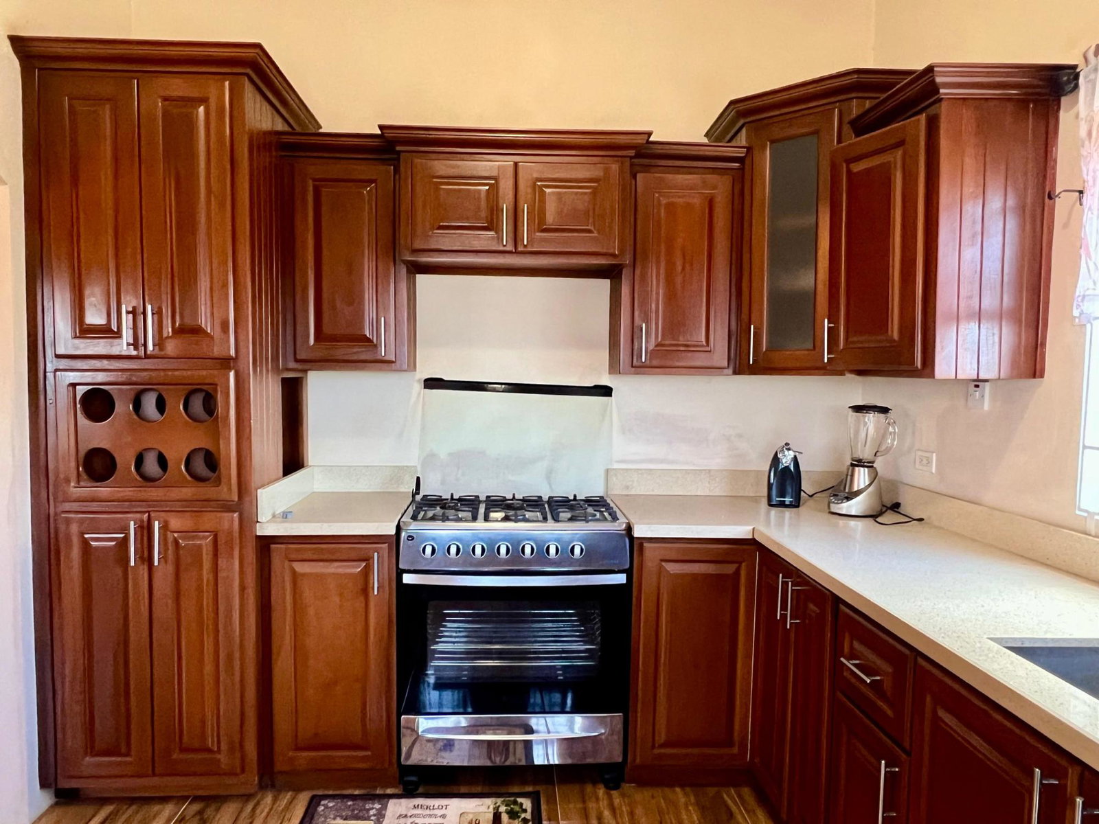 2-Bed-2-Bath-Apartment-for-Rent-in-Great-Pond-Ocho-Rios-St.-Ann Eighth image of 16- Great Pond in Great Pond, St. Ann, Jamaica - property is For Rent