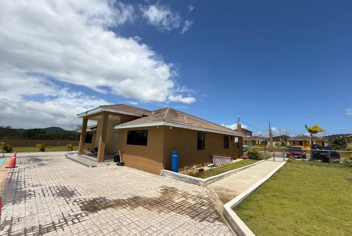 Nineteenth image of 197 Old Harbour Colbeck Manor in Colbeck, St. Catherine, Jamaica - property is For Sale