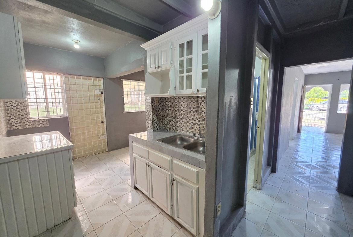 Nineteenth image of 55 3 East Chedwin in East Chedwin, St. Catherine, Jamaica - property is For Rent