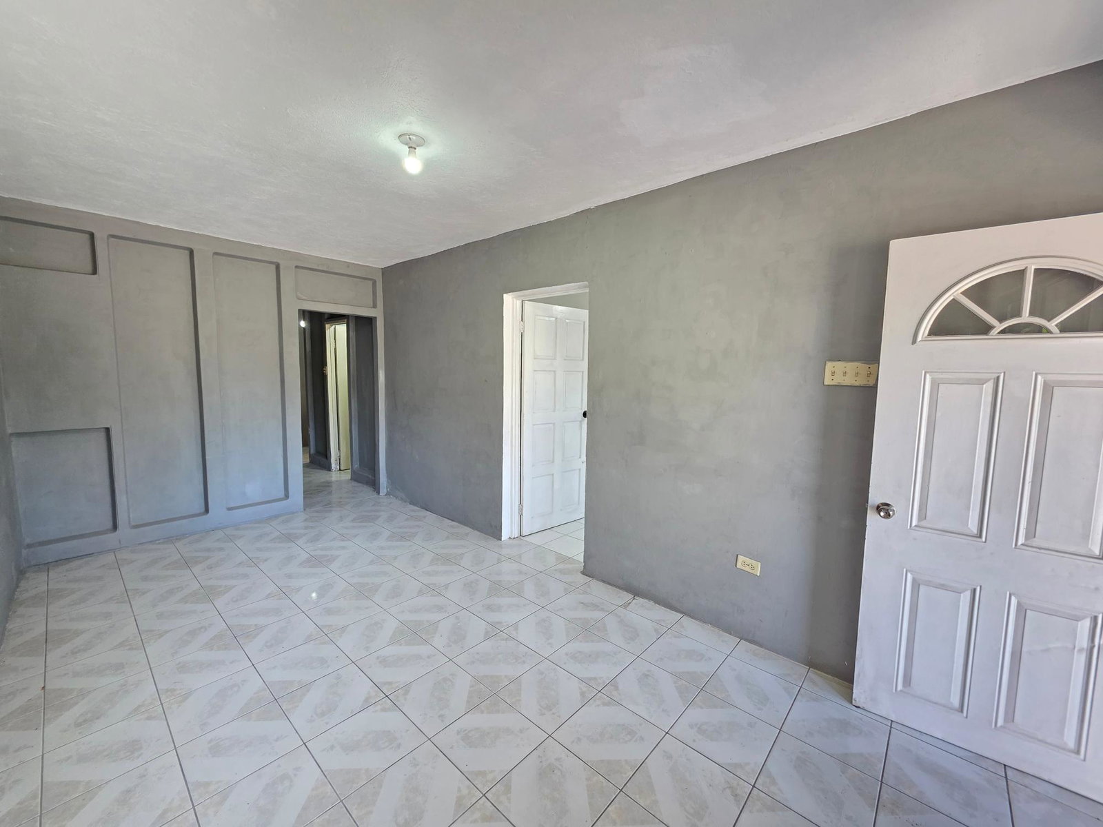 Fourth image of 55 3 East Chedwin in East Chedwin, St. Catherine, Jamaica - property is For Rent