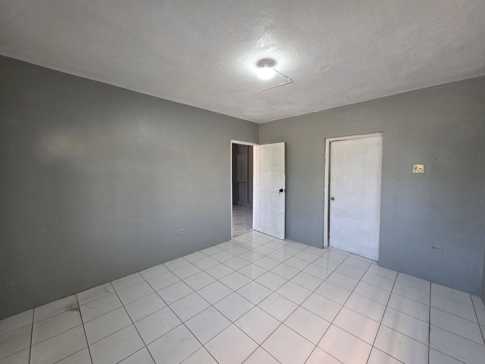 Ninth image of 55 3 East Chedwin in East Chedwin, St. Catherine, Jamaica - property is For Rent