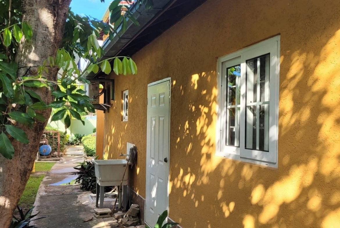 Tenth image of 3-17 17 Maple Leaf Avenue, st in Kingston 10, St. Andrew, Jamaica - property is For Sale