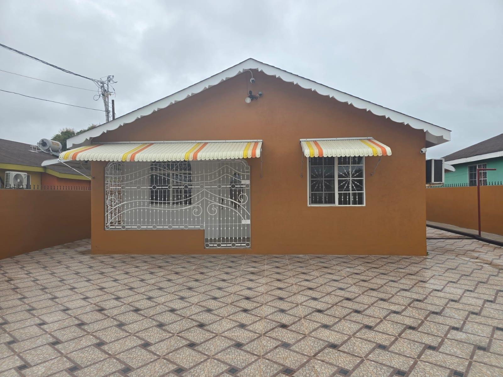 2-Bedroom-Apartment-for-Rent-in-New-Harbour-Village-Old-Harbour-St.-Catherine First image of 37a-564 Waves Avenue in New Harbour Village, St. Catherine, Jamaica - property is For Rent