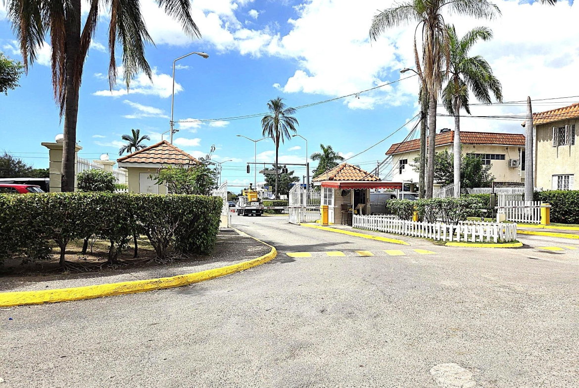 First image of 402-oaklands Constant Spring rd in Kingston 8, St. Andrew, Jamaica - property is For Sale