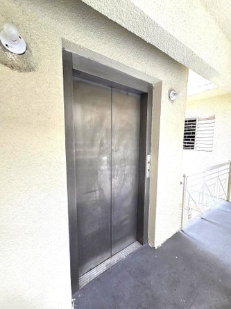 Fifth image of 402-oaklands Constant Spring rd in Kingston 8, St. Andrew, Jamaica - property is For Sale