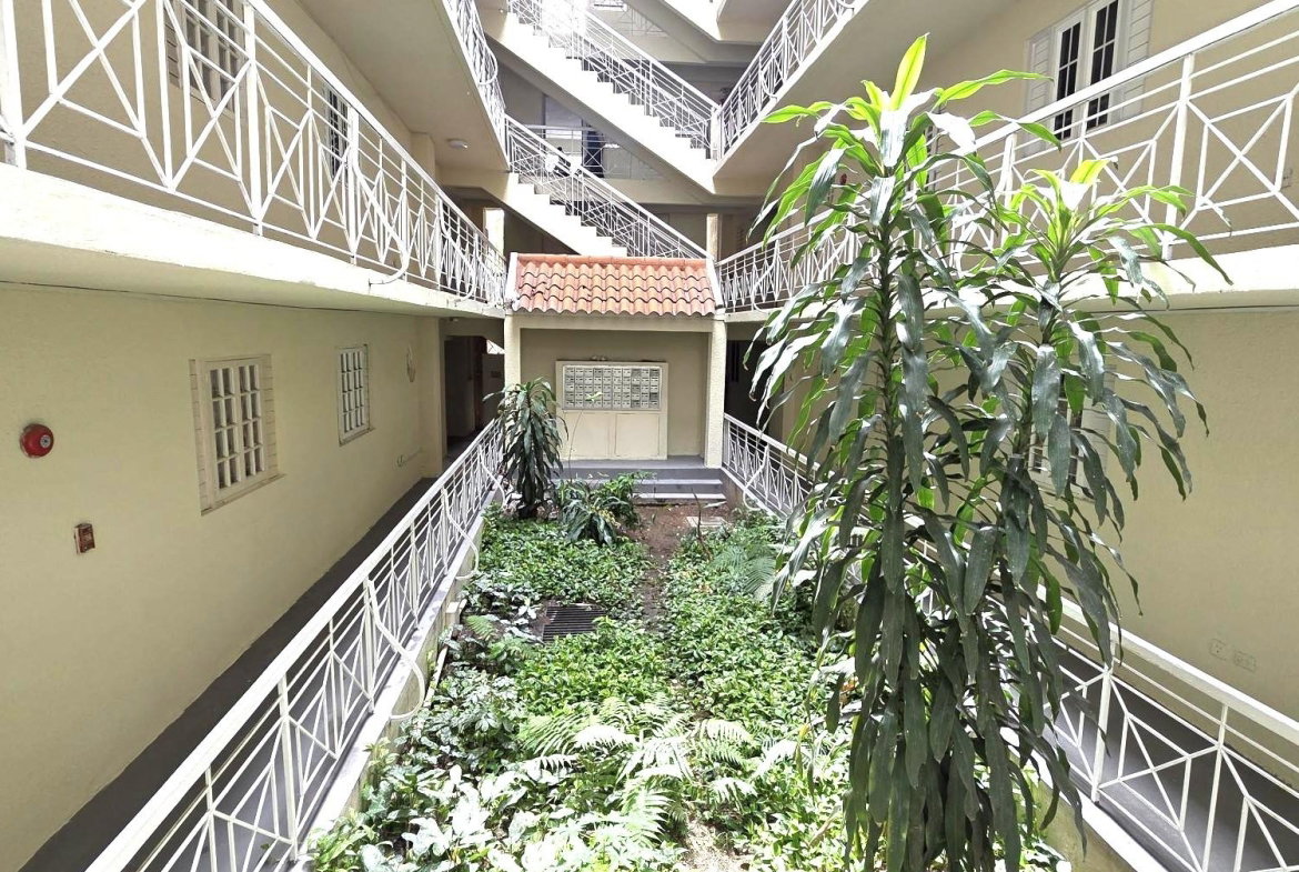 Sixth image of 402-oaklands Constant Spring rd in Kingston 8, St. Andrew, Jamaica - property is For Sale