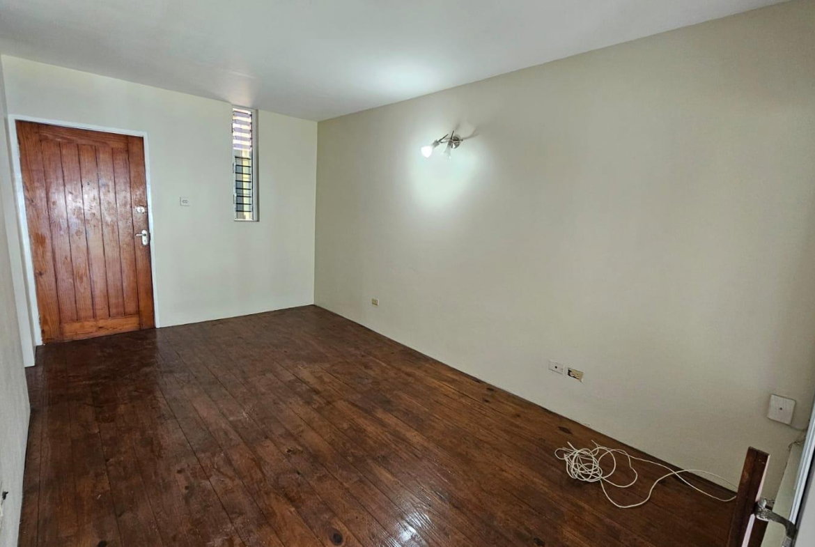 Seventh image of 9c-1421/2 Constant Spring rd in Kingston 8, St. Andrew, Jamaica - property is For Sale