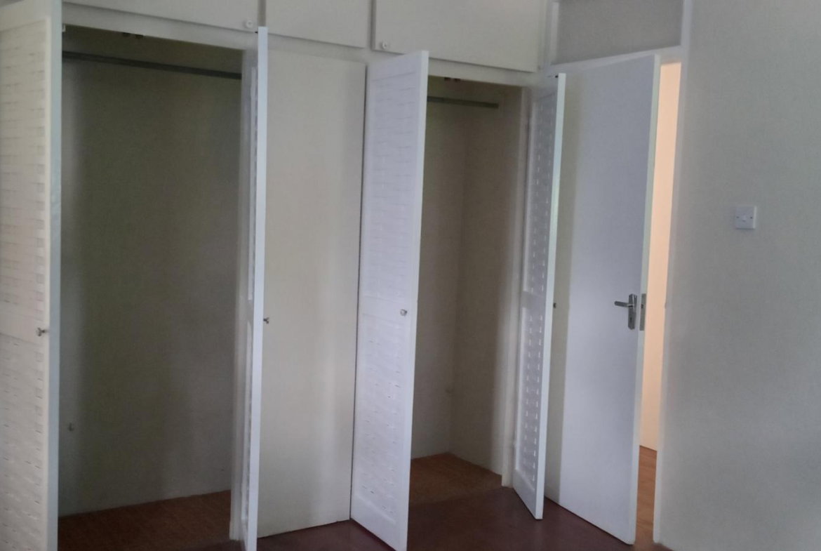 Ninth image of 9c-1421/2 Constant Spring rd in Kingston 8, St. Andrew, Jamaica - property is For Sale