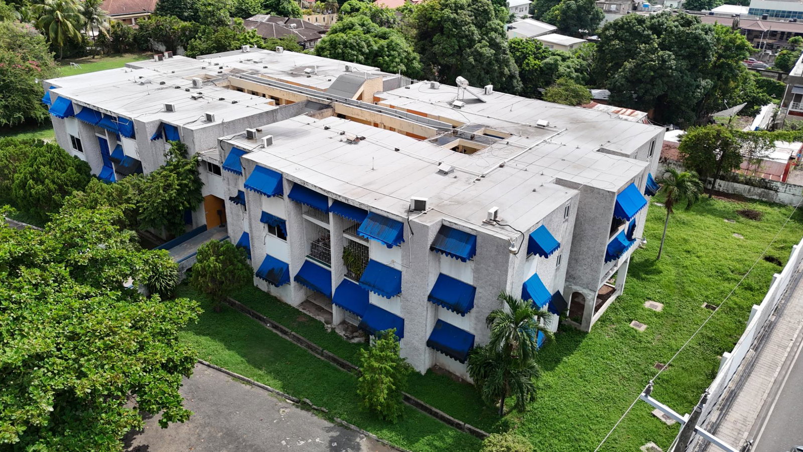 2-Bedroom-Apartment-for-Sale-in-Kingston-8-Constant-Spring-Rd-St.-Andrew First image of 9c-1421/2 Constant Spring rd in Kingston 8, St. Andrew, Jamaica - property is For Sale