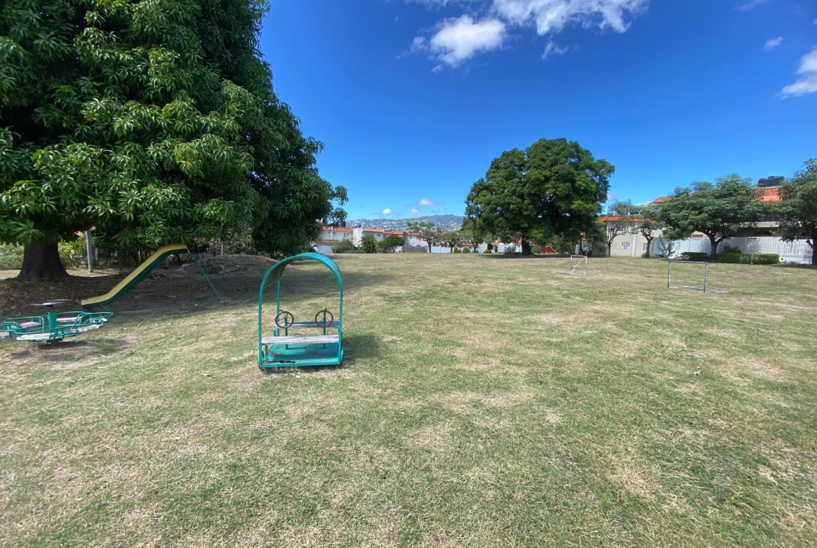 Eleventh image of 114-116 Constant Spring Road in Kingston 8, St. Andrew, Jamaica - property is For Sale