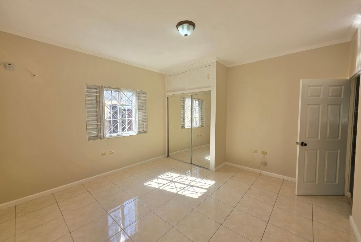 Tenth image of 1-1-3 Aggrey Drive in Kingston 10, St. Andrew, Jamaica - property is For Rent