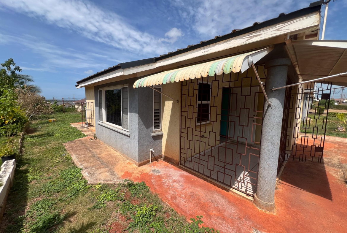 Third image of 558 Tuscany Ave, Silversun es in Innswood, St. Catherine, Jamaica - property is For Sale