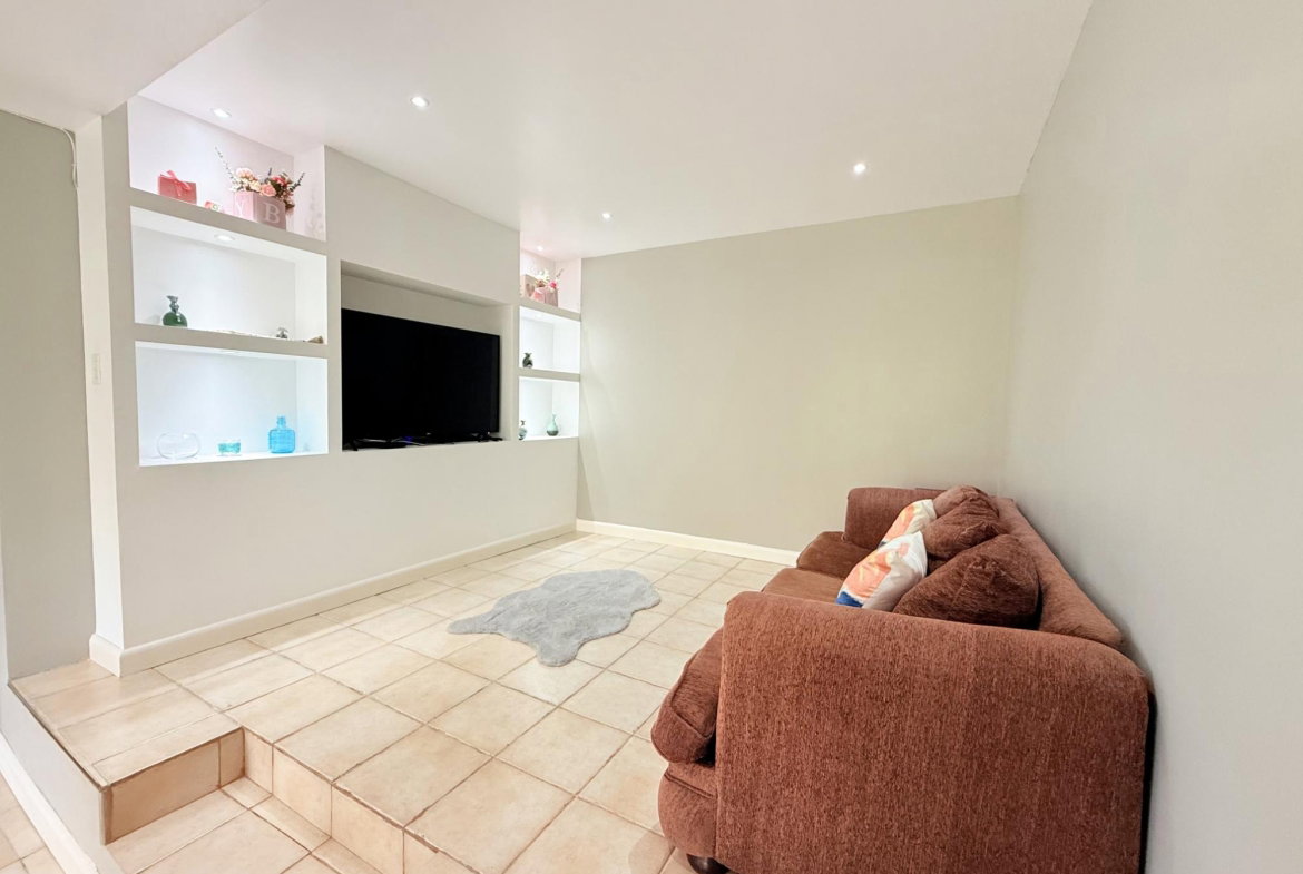 Fourteenth image of 46 Belgrade Loop, Belgrade h in Kingston 19, St. Andrew, Jamaica - property is For Rent