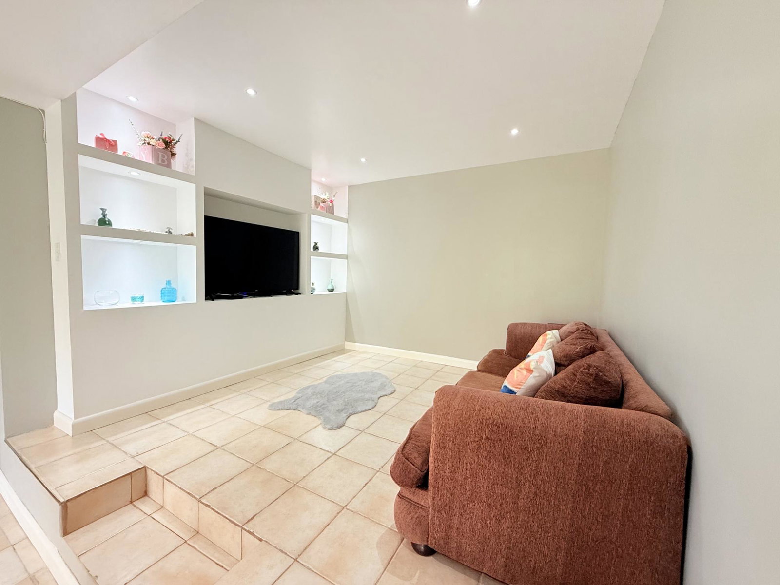 Fourteenth image of 46 Belgrade Loop, Belgrade h in Kingston 19, St. Andrew, Jamaica - property is For Rent