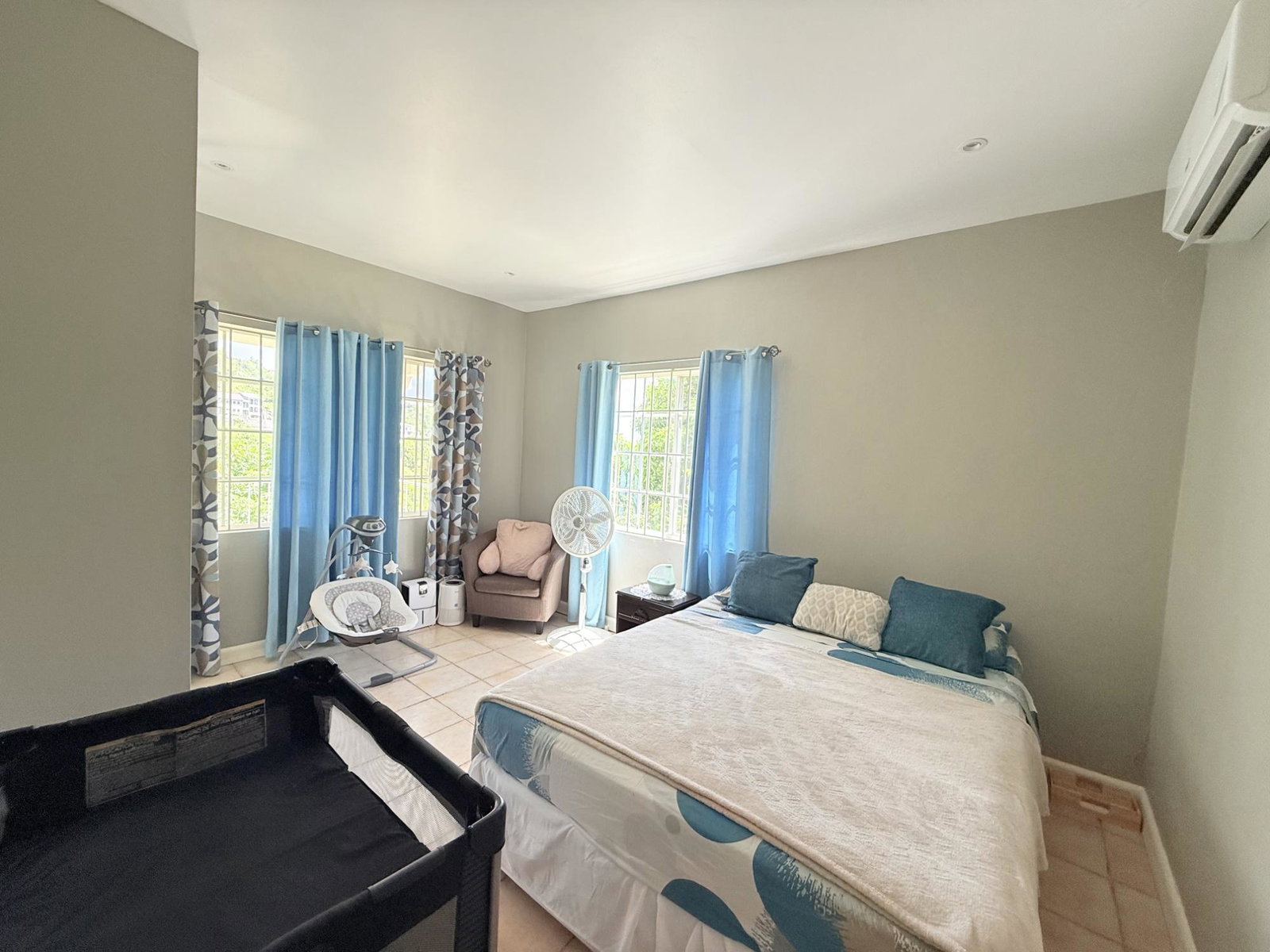 Nineteenth image of 46 Belgrade Loop, Belgrade h in Kingston 19, St. Andrew, Jamaica - property is For Rent