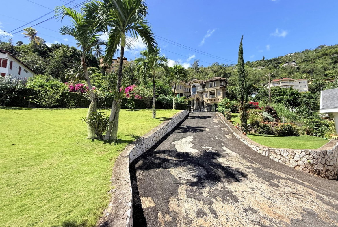 Twenty-Sixth image of 46 Belgrade Loop, Belgrade h in Kingston 19, St. Andrew, Jamaica - property is For Rent