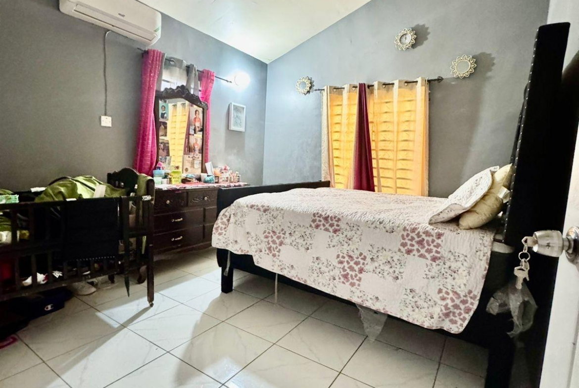 Fourth image of Lot 1235- Phoenix Park Village 1 in Phoenix Park, St. Catherine, Jamaica - property is For Rent