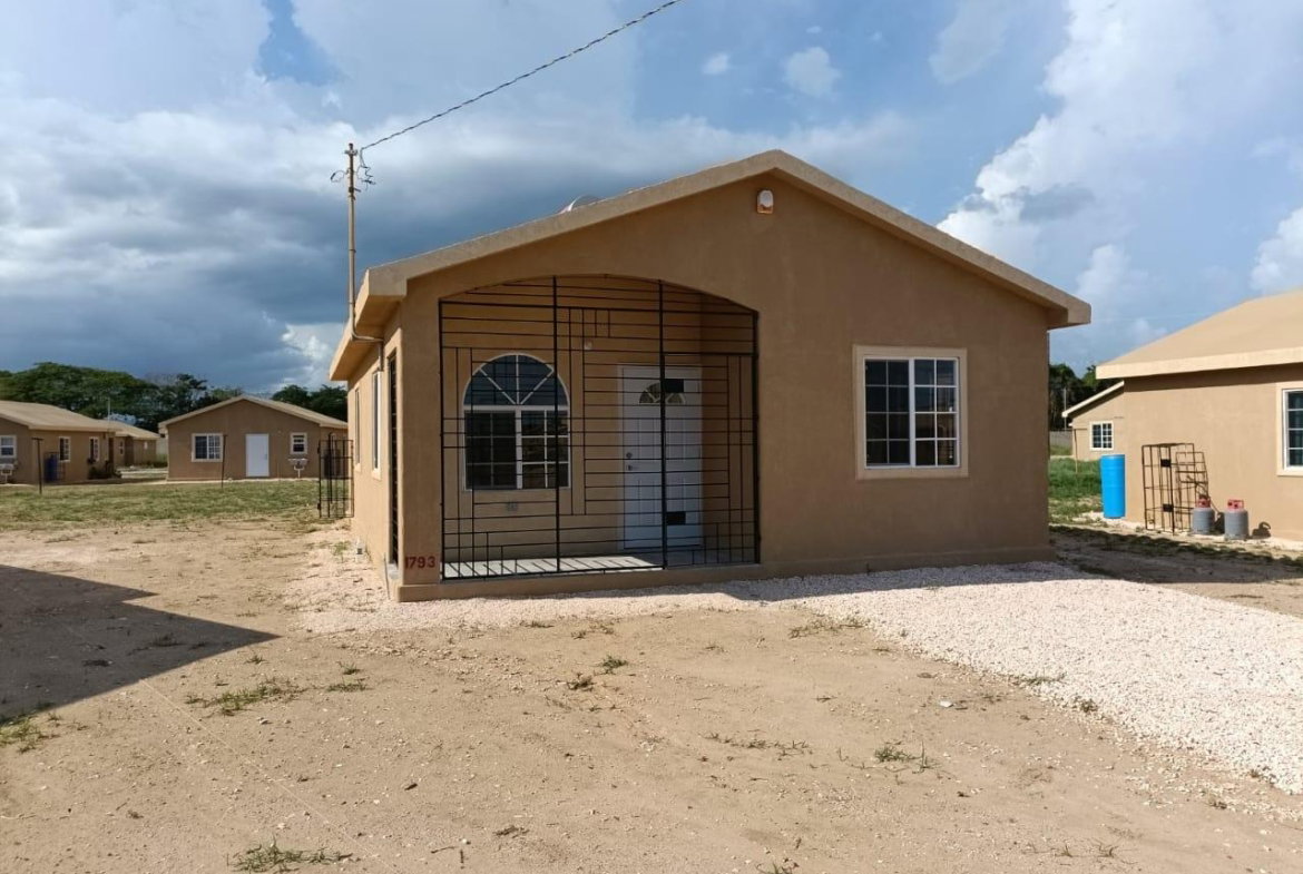 Second image of 1793 Birch Place, Phoenix Park in Phoenix Park, St. Catherine, Jamaica - property is For Rent