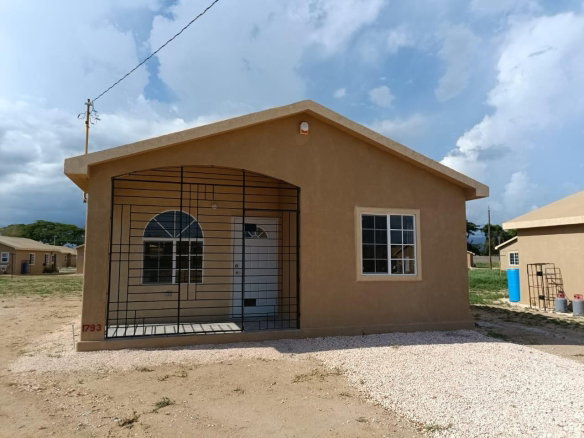 First image of 1793 Birch Place, Phoenix Park in Phoenix Park, St. Catherine, Jamaica - property is For Rent