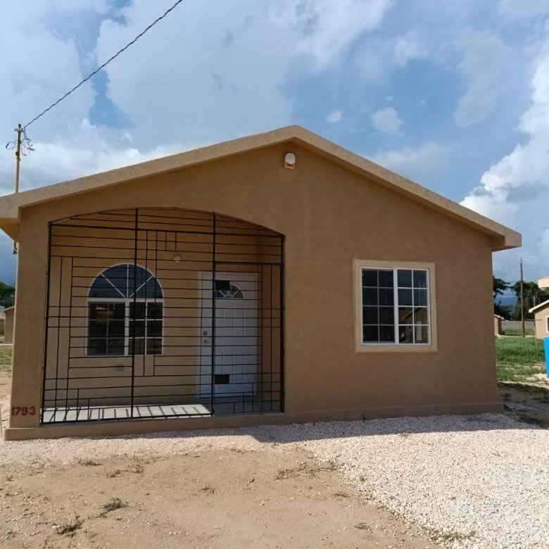 First image of 1793 Birch Place, Phoenix Park in Phoenix Park, St. Catherine, Jamaica - property is For Rent
