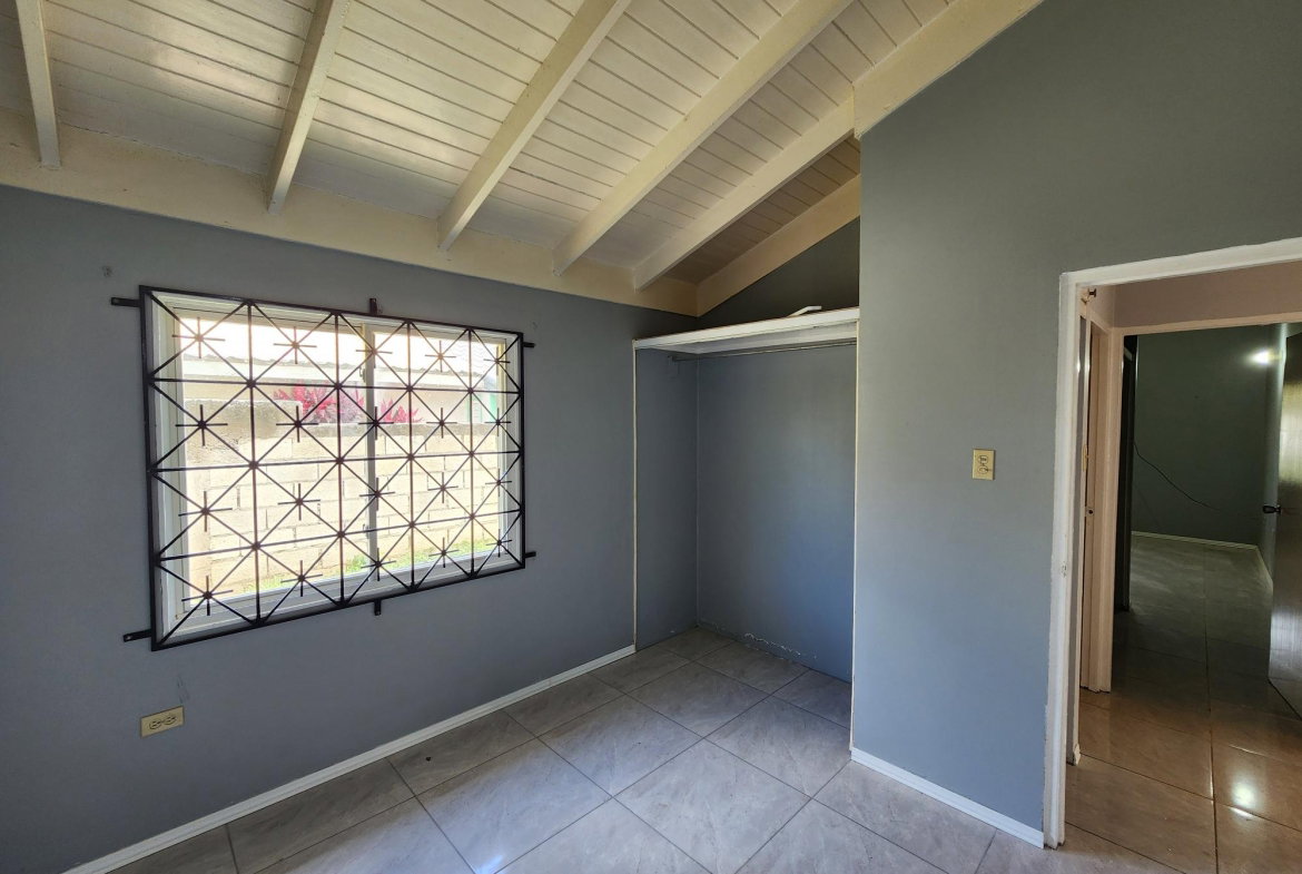 Eighth image of 90 Whitewing Circle in Old Harbour, St. Catherine, Jamaica - property is For Rent