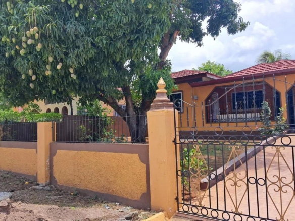 First image of 9 Headly rd in St. Jago Heights, St. Catherine, Jamaica - property is For Rent