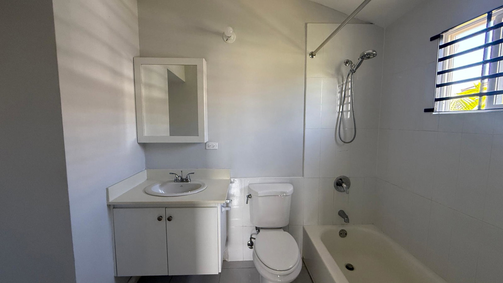 Twenty-Seventh image of Lot 463 Whim Estate, Block a, Old in Old Harbour, St. Catherine, Jamaica - property is For Rent