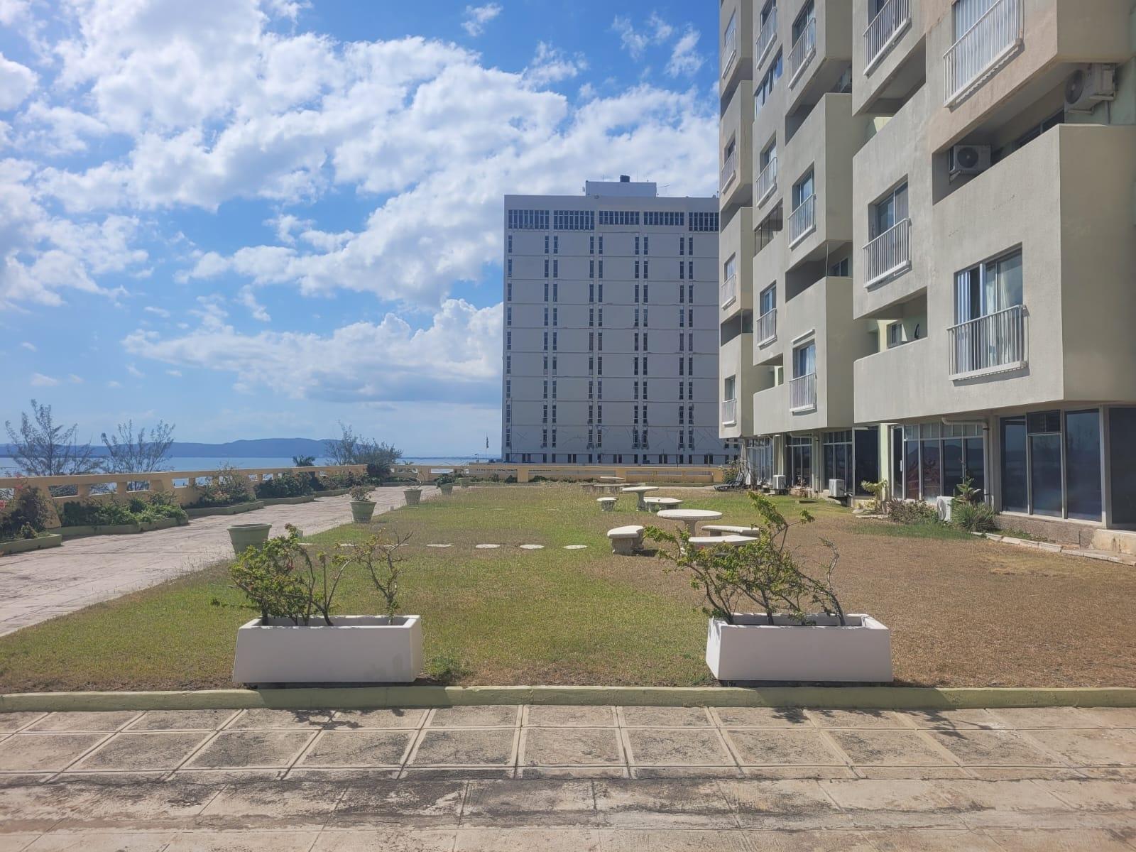 Seventeenth image of 6c- Ocean Tower in KINGSTON, Kingston, Jamaica - property is For Sale