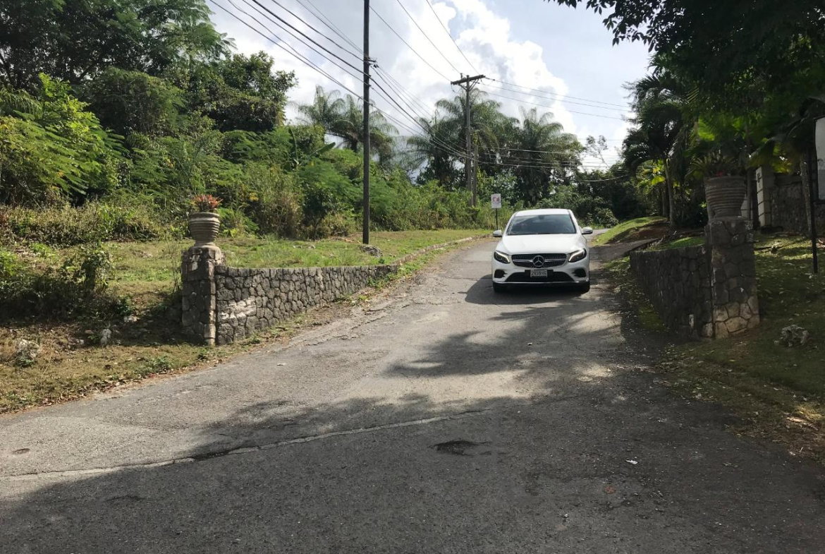 Seventeenth image of 18 Sherbourne Heights in Kingston 9, St. Andrew, Jamaica - property is For Sale