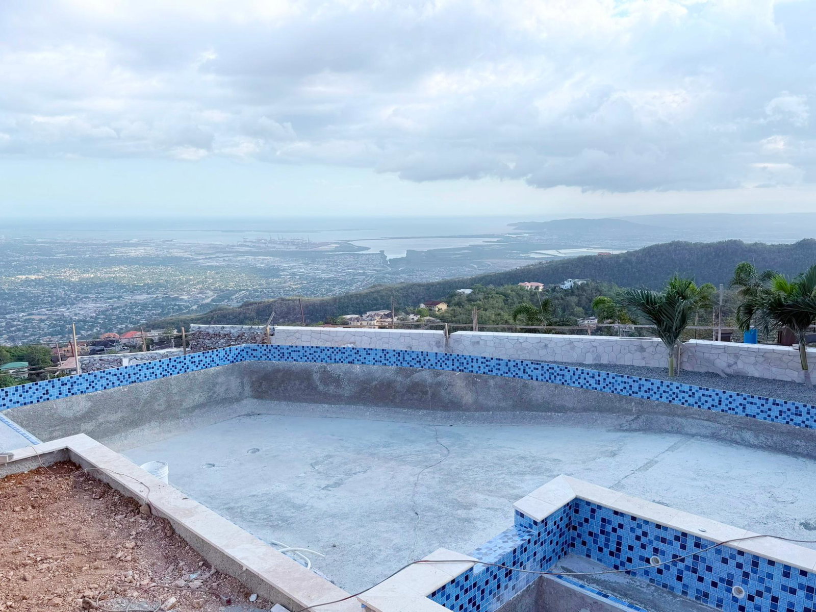 23-Stanmore-Red-Hills-St.-Andrew-3-Bedroom-Skyline-Apartment-with-Wraparound-Balconies Fourteenth image of 23- Stanmore, Red Hills in Red Hills, St. Andrew, Jamaica - property is For Sale