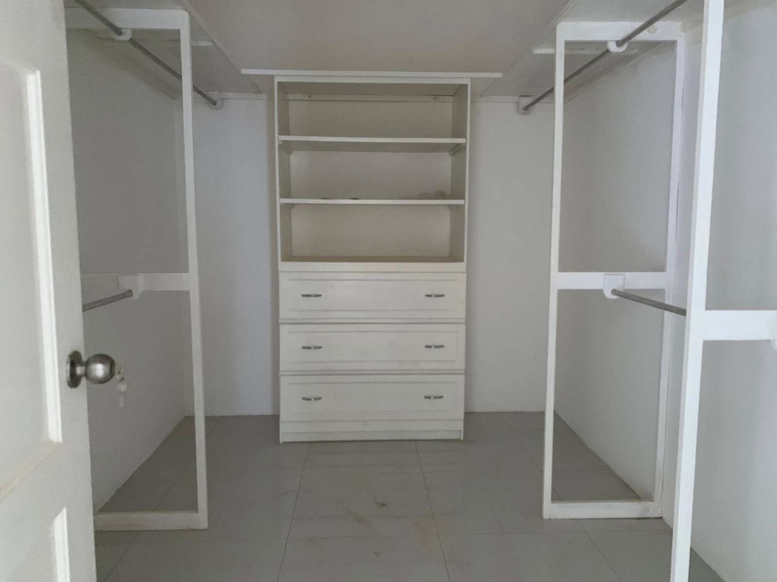 3-15-Horatio-Drive-Chancery-Hall-St.-Andrew-Townhouse-For-Sale-4-Bed-3.5-Bath Nineteenth image of 3-15 Horatio Drive in Red Hills, St. Andrew, Jamaica - property is For Sale