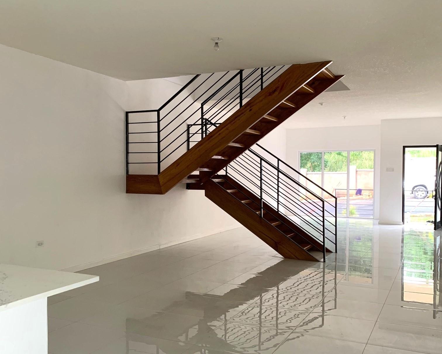 3-15-Horatio-Drive-Chancery-Hall-St.-Andrew-Townhouse-For-Sale-4-Bed-3.5-Bath Seventh image of 3-15 Horatio Drive in Red Hills, St. Andrew, Jamaica - property is For Sale