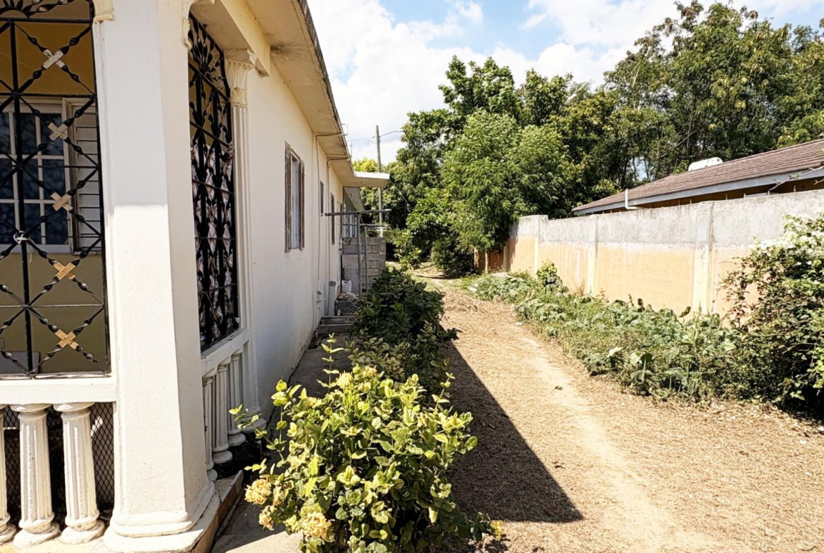 Twelfth image of 510-103 North 33rd Way in Monza, St. Catherine, Jamaica - property is For Sale