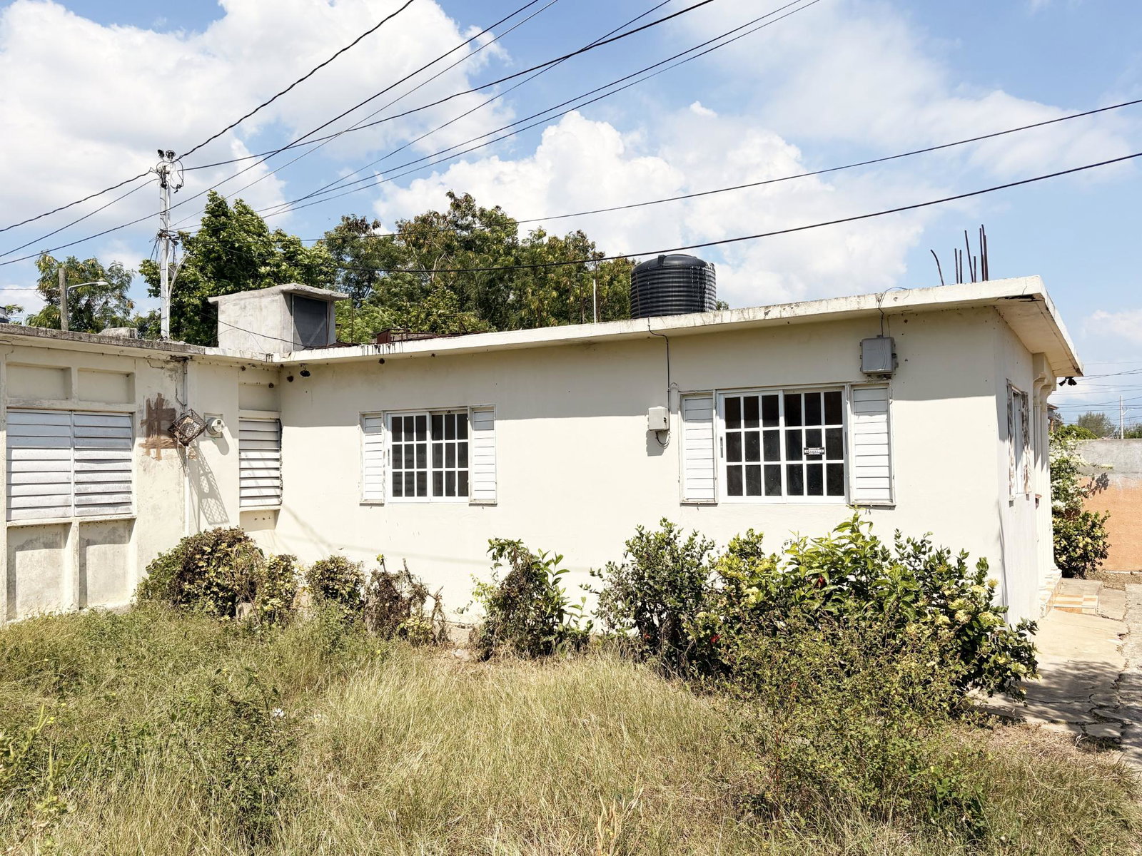 3-Bed-2-Bath-Semi-Detached-Home-for-Sale-in-Monza-Greater-Portmore-St.-Catherine-Property Thirteenth image of 510-103 North 33rd Way in Monza, St. Catherine, Jamaica - property is For Sale