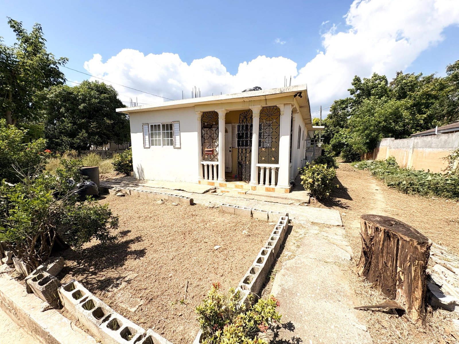 3-Bed-2-Bath-Semi-Detached-Home-for-Sale-in-Monza-Greater-Portmore-St.-Catherine-Property First image of 510-103 North 33rd Way in Monza, St. Catherine, Jamaica - property is For Sale