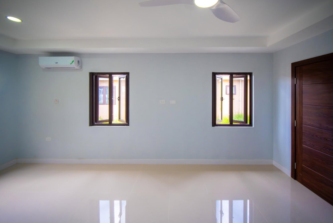 Tenth image of 202 Oak Estate Phase 2 in Greater Portmore, St. Catherine, Jamaica - property is For Sale