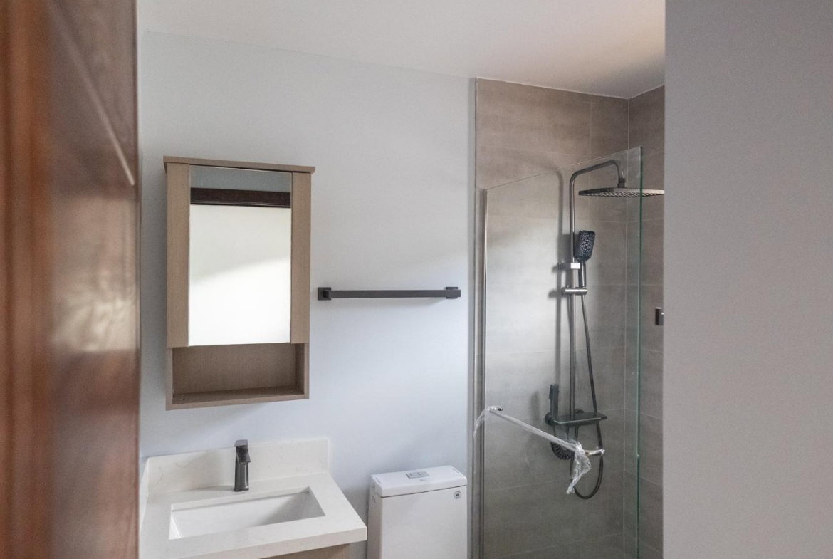 Sixth image of 109 Oak Estate, Phase 5 Berna in Bernard Lodge, St. Catherine, Jamaica - property is For Rent