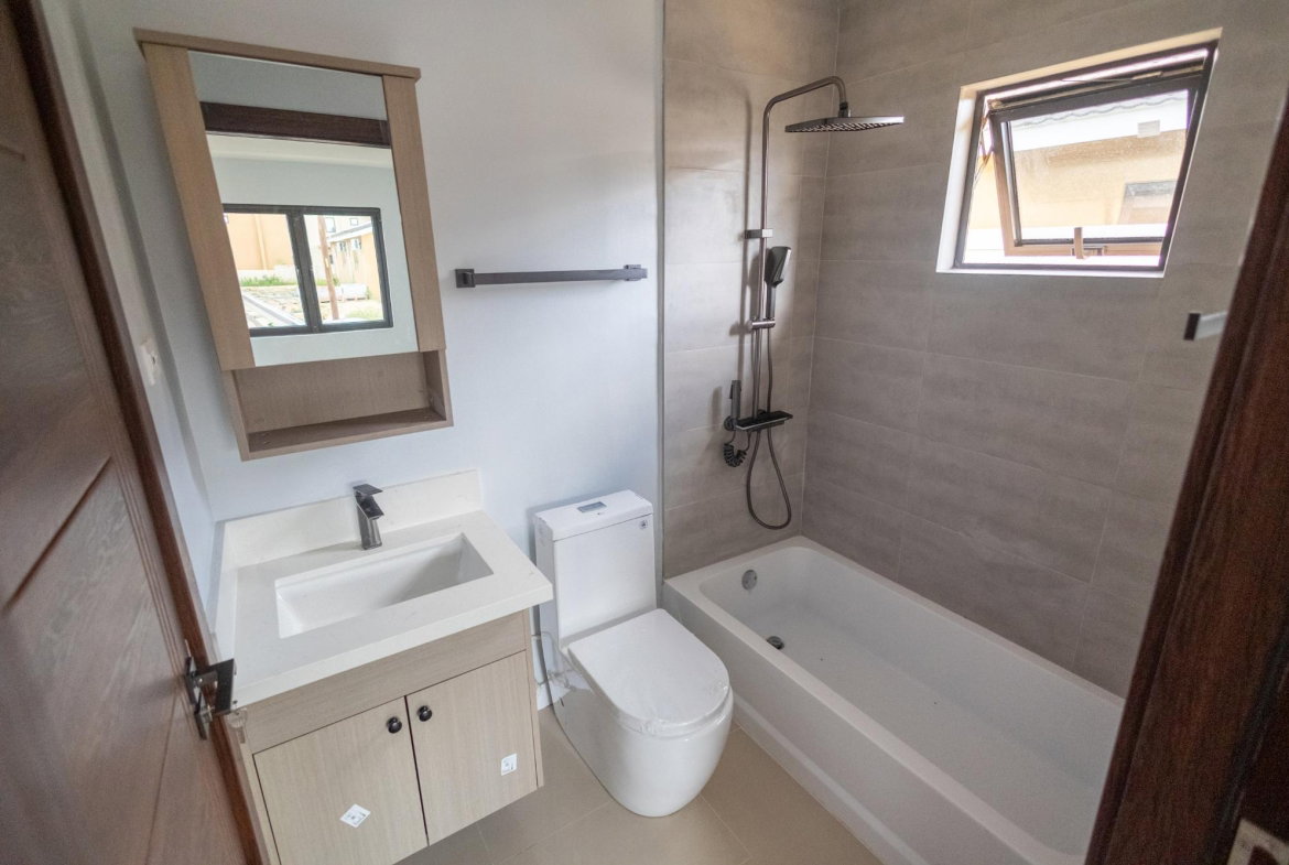 Seventh image of 109 Oak Estate, Phase 5 Berna in Bernard Lodge, St. Catherine, Jamaica - property is For Rent