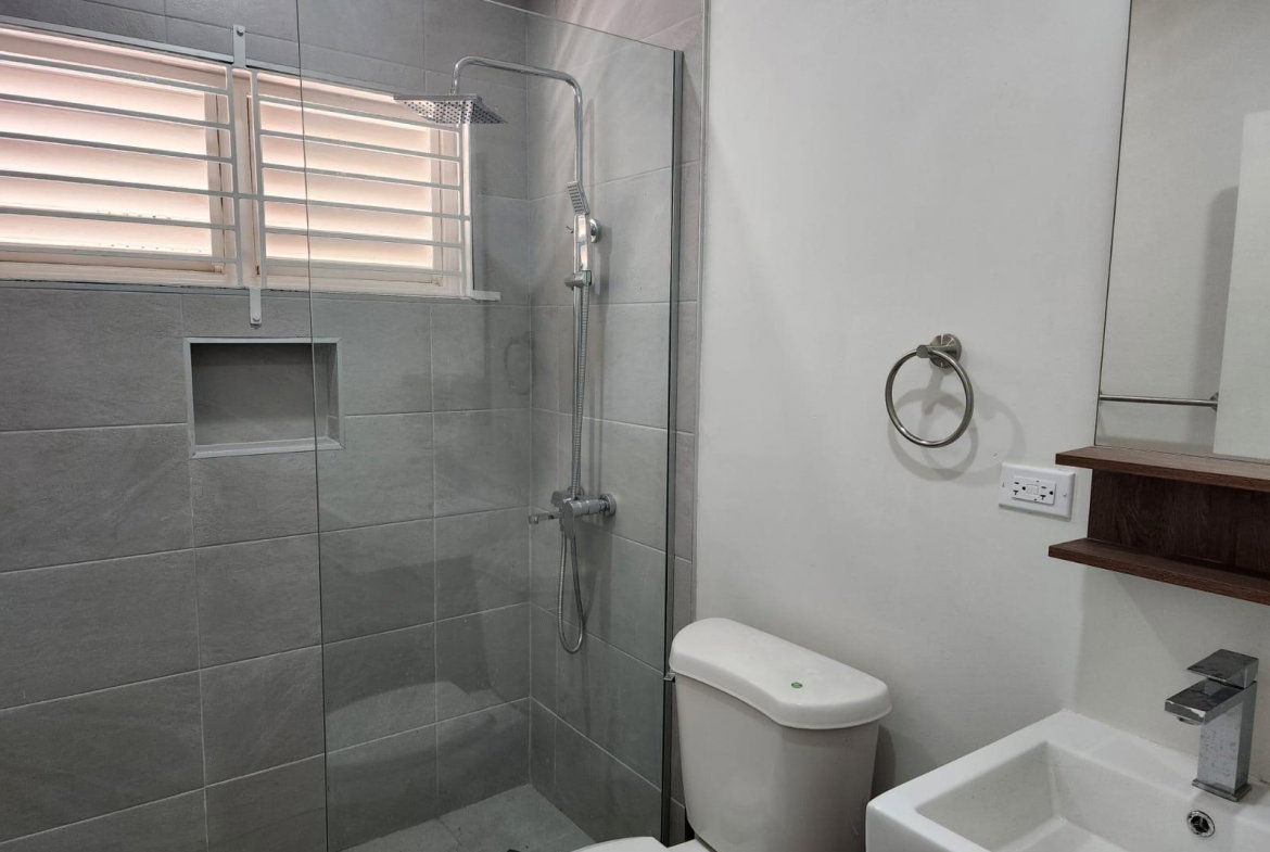 Sixteenth image of 416-3 1/2 Palomino Way in Kingston 8, St. Andrew, Jamaica - property is For Rent