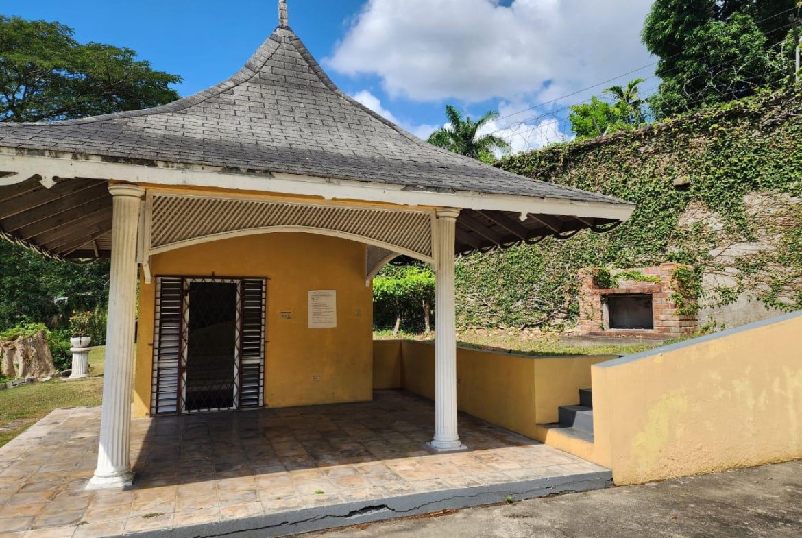 Twenty-Ninth image of 416-3 1/2 Palomino Way in Kingston 8, St. Andrew, Jamaica - property is For Rent