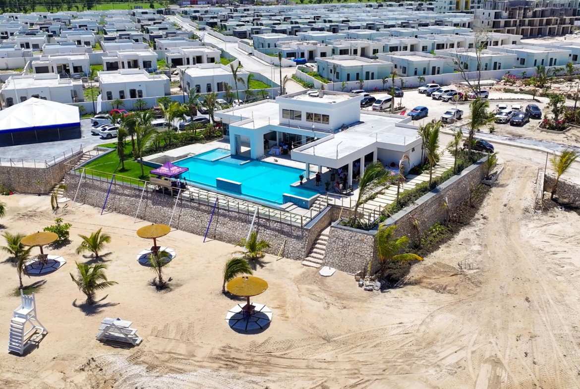 First image of 403 Paradisiac Beach Club, ri in Richmond, St. Ann, Jamaica - property is For Rent