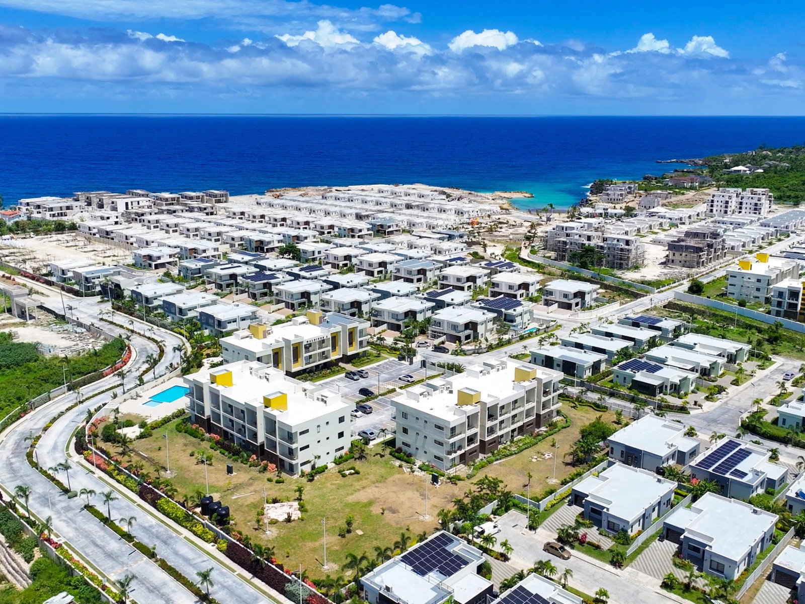 3-Bedroom-Beachfront-House-for-Rent-at-Paradisiac-Beach-Club-St-Ann-Jamaica Third image of 403 Paradisiac Beach Club, ri in Richmond, St. Ann, Jamaica - property is For Rent